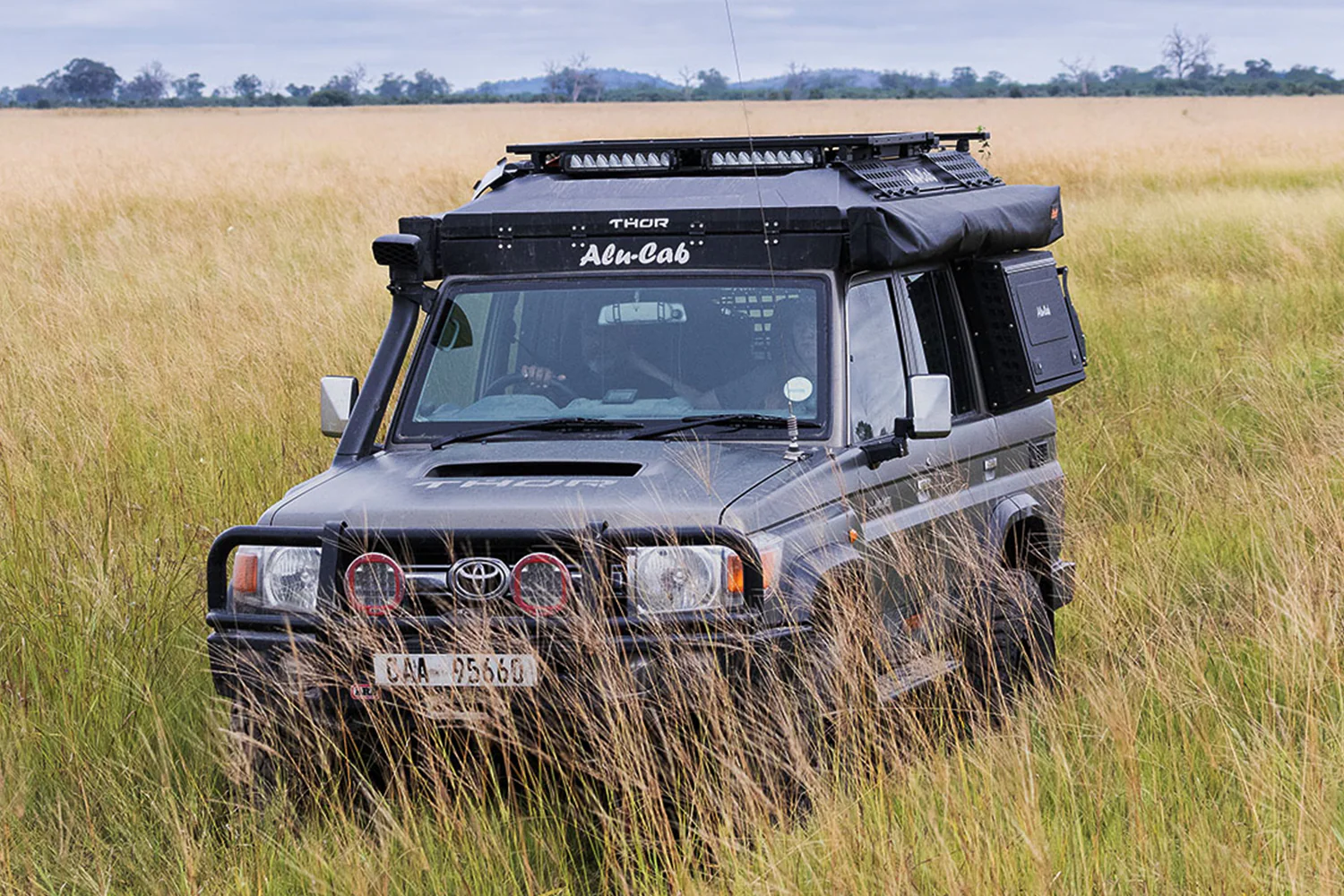 Side Window Box for 76 Series Landcruiser - Image 5