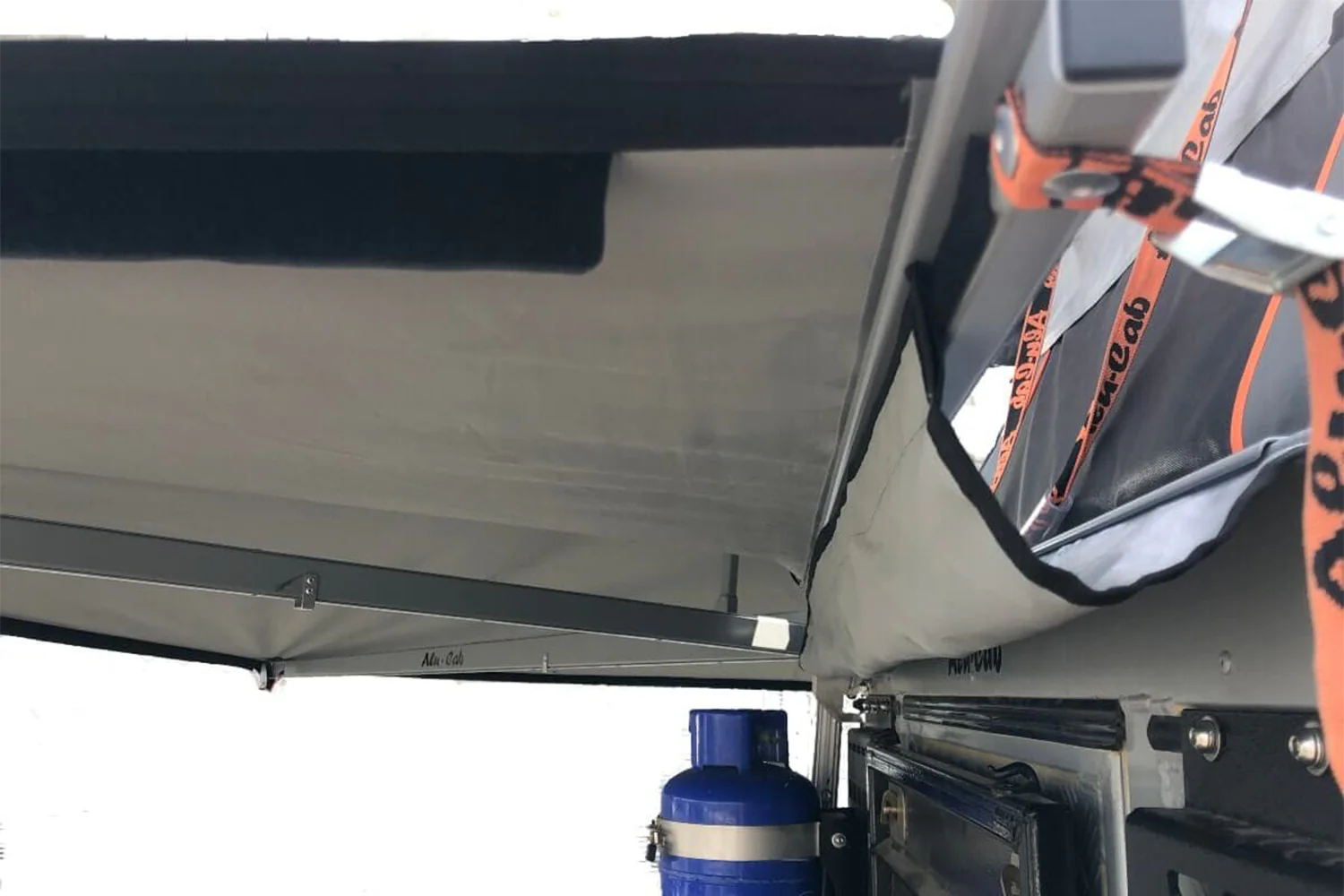 Shadow Awning Gutter - Image 4