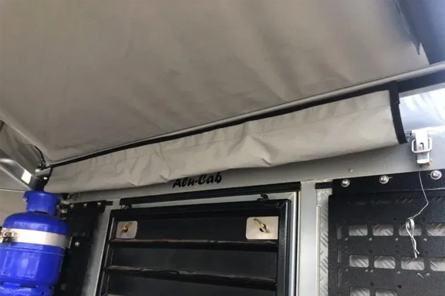 Shadow Awning Gutter - Image 7