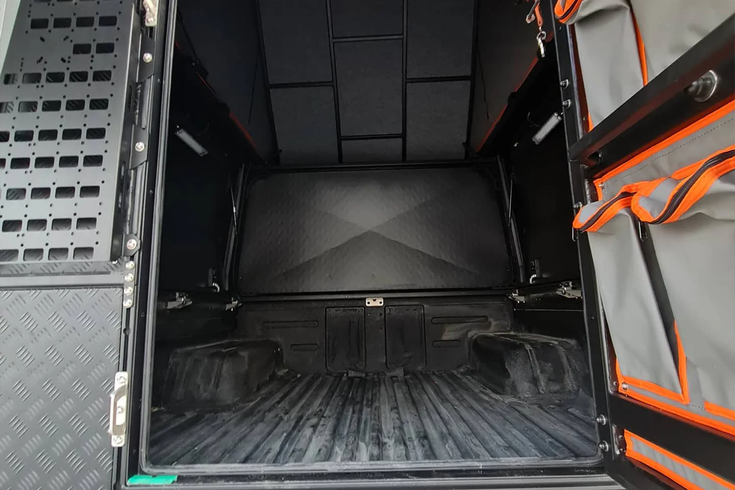 Canopy Camper Basic - LandCruiser - Image 7