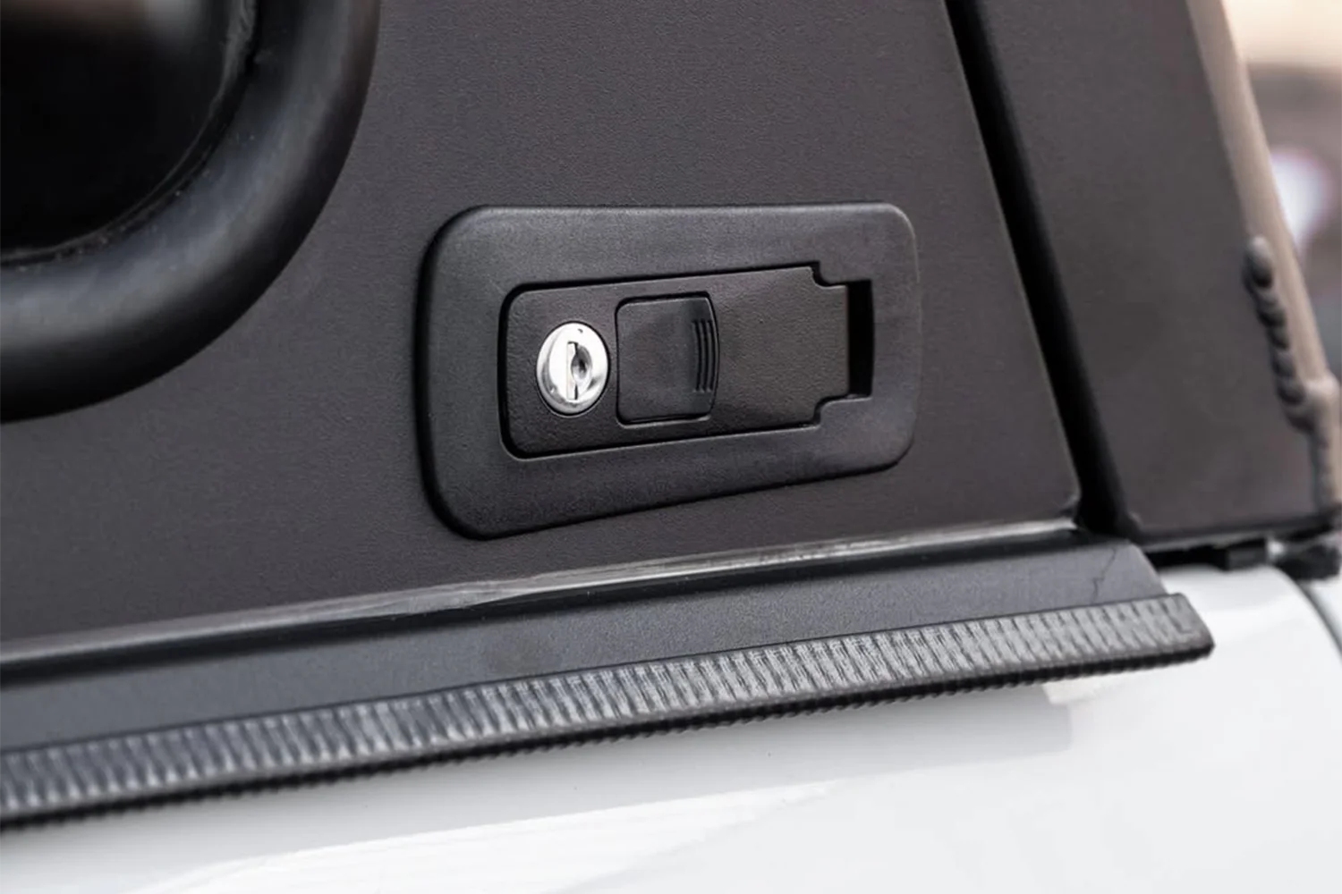 Explorer Canopy to suit Mitsubishi MQ & MR Triton - Image 7