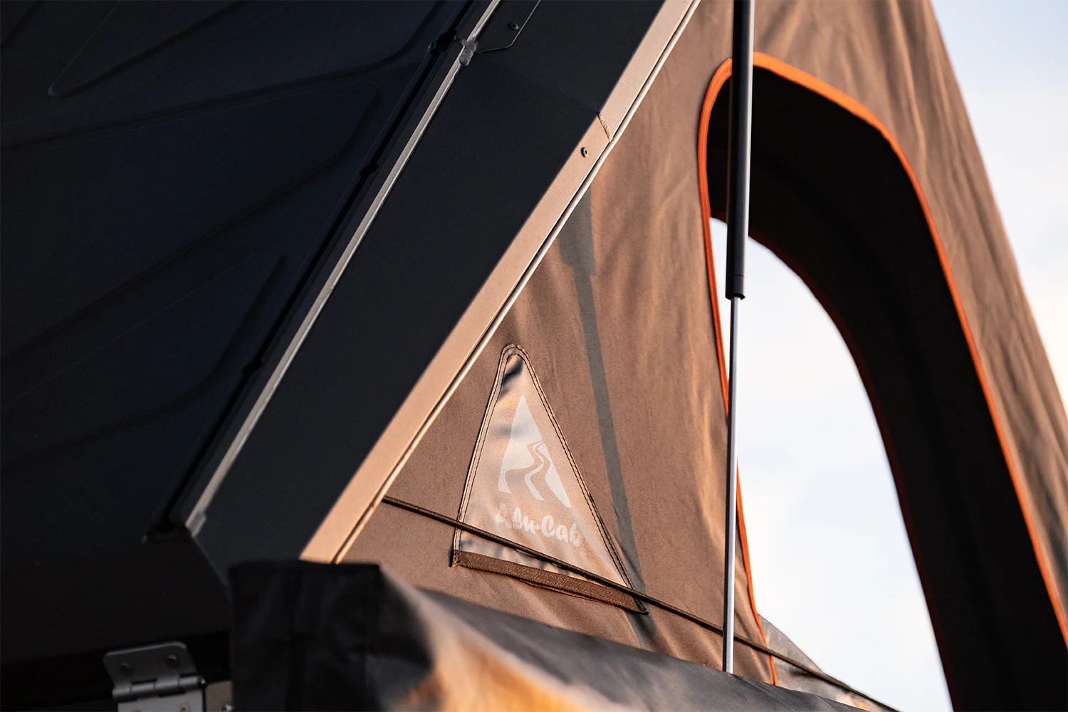 Gen 3-R Expedition Rooftop Tent - Image 12