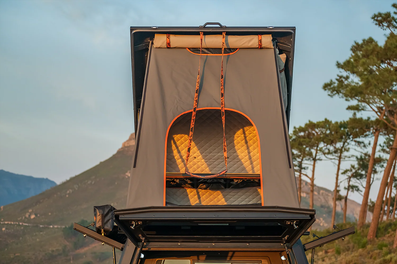 Interior Roof Drop Down Table - Image 9
