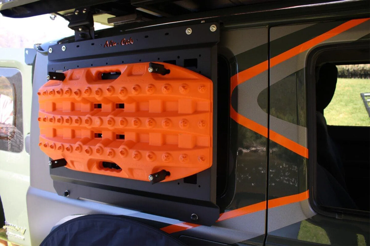 Jimny Exterior Molle Plate - Image 3