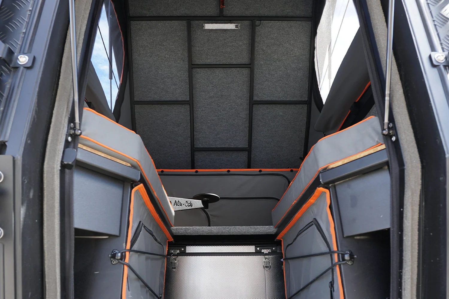 Khaya Family Camper 4-Sleeper - Image 12