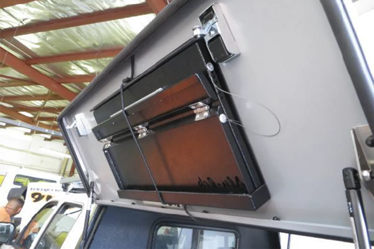 Side Slide Prep Table - Image 10
