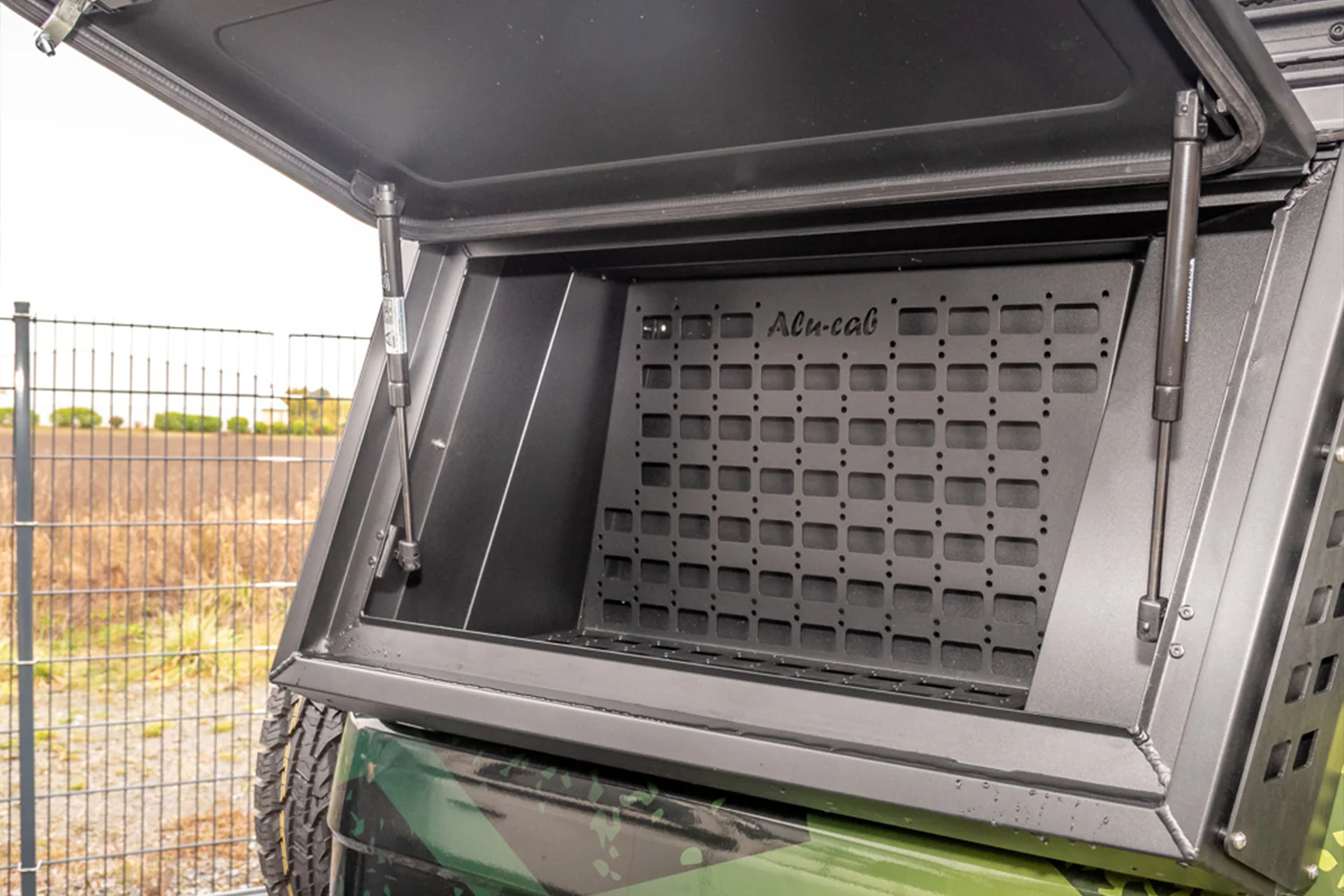 Land Cruiser 76 Side Box Recovery Kit - Image 3