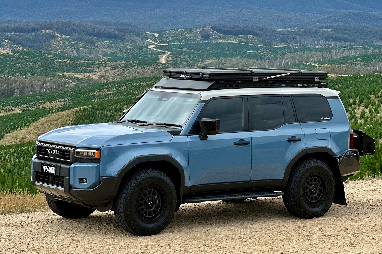 LT-50 Lightweight Rooftop Tent - Image 11