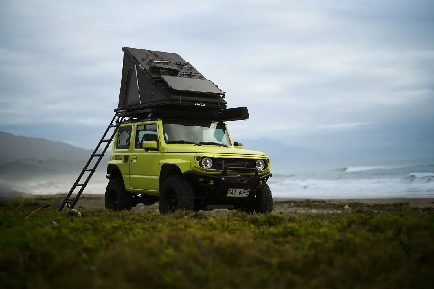 LT-50 Lightweight Rooftop Tent - Image 14