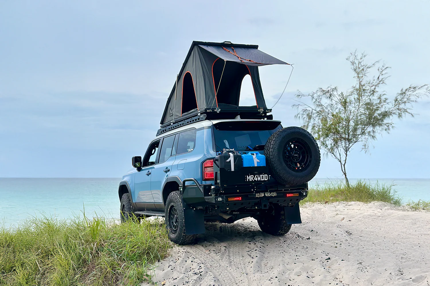 LT-50 Lightweight Rooftop Tent - Image 9