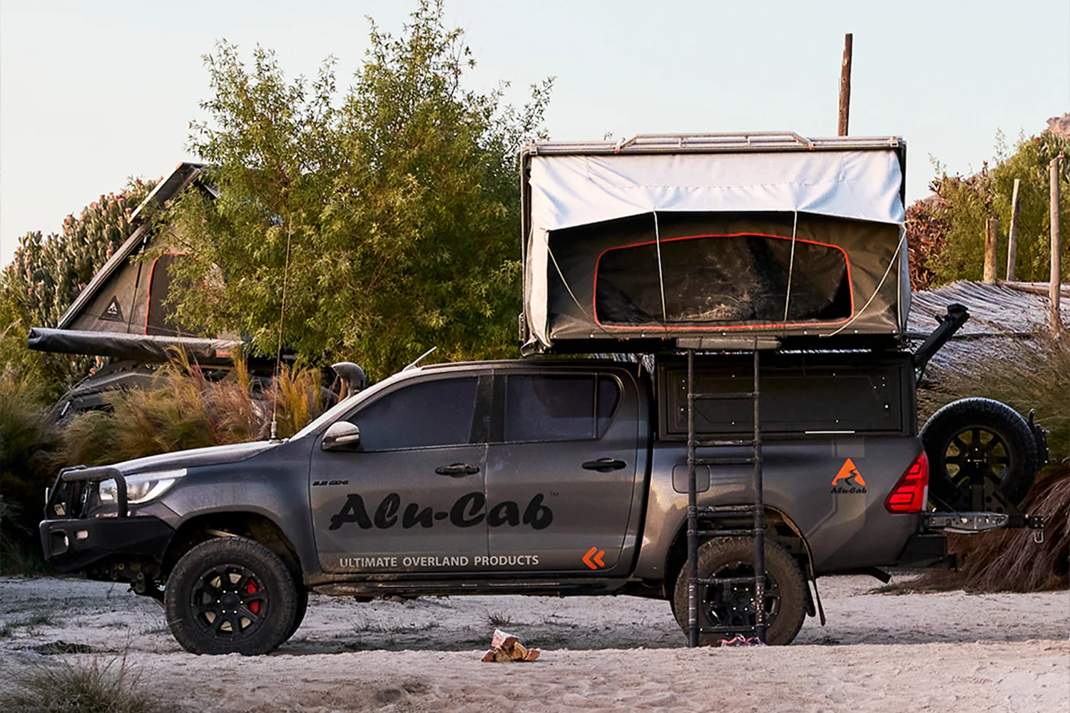 RT-4S Family Rooftop Tent - Image 13