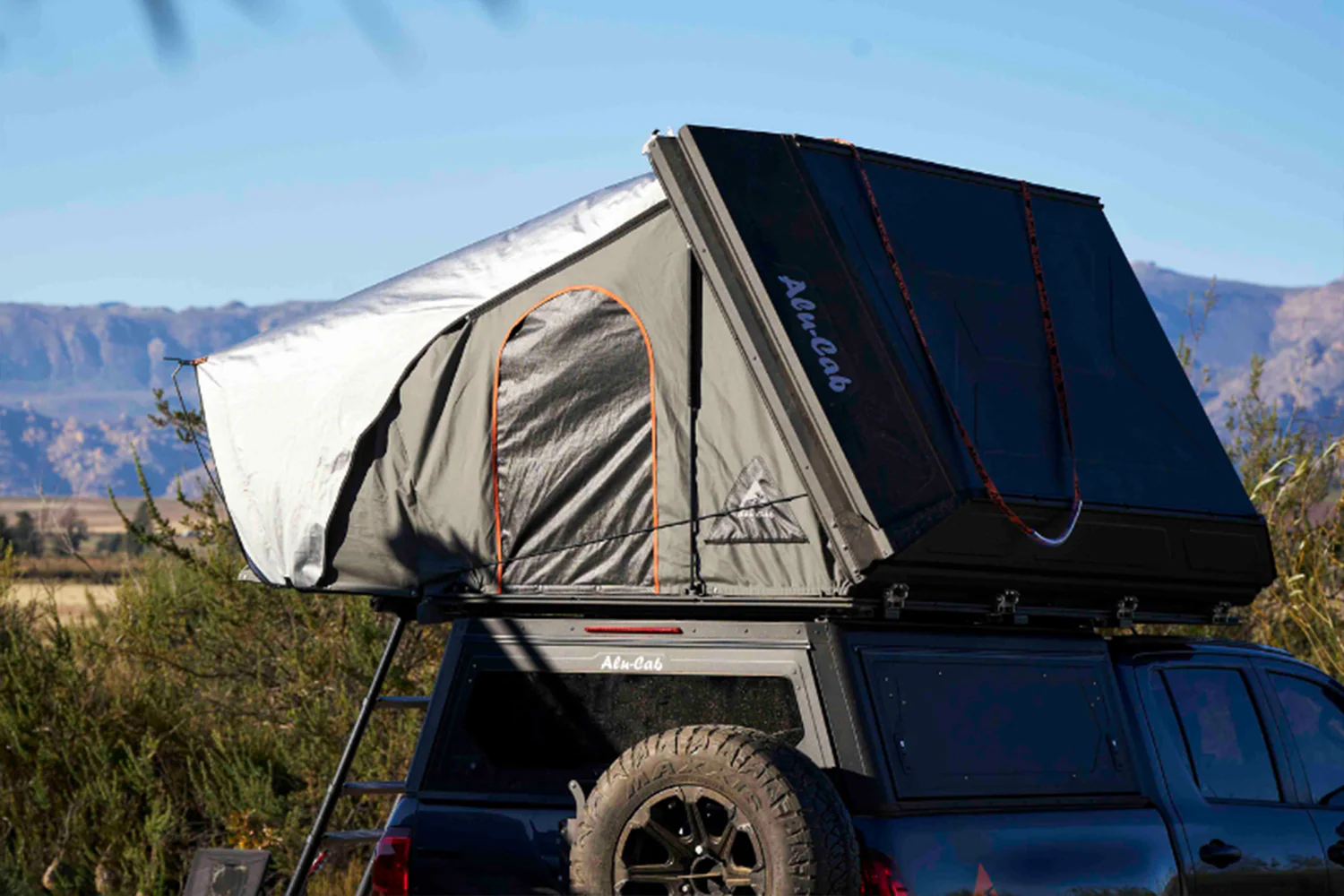 RT-4S Family Rooftop Tent - Image 8