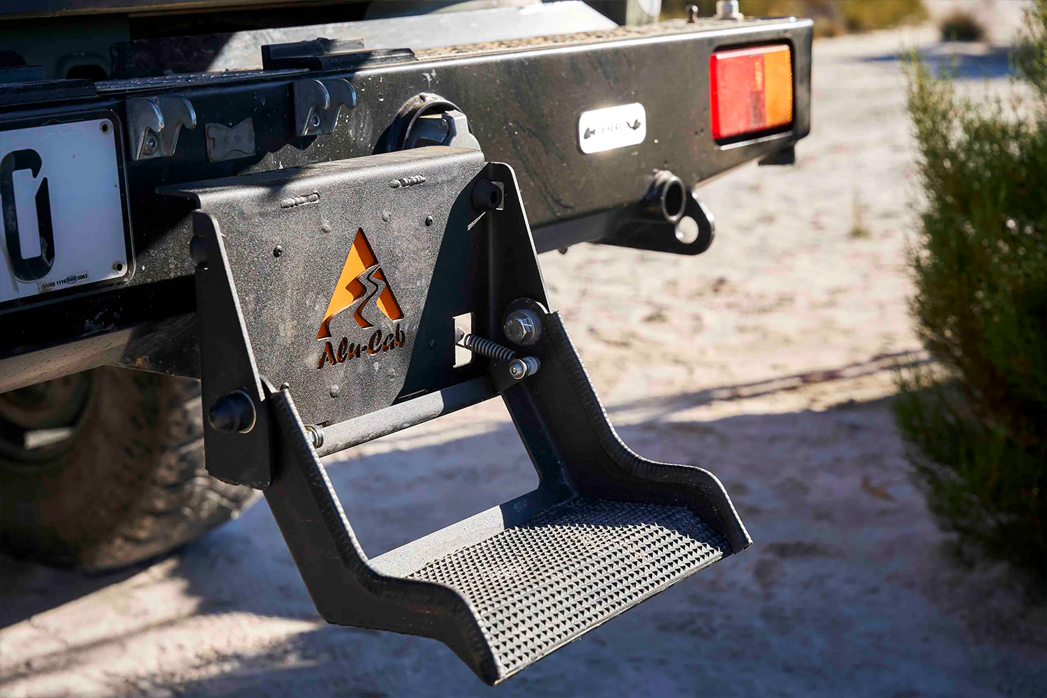 Tow Bar Step - Image 3