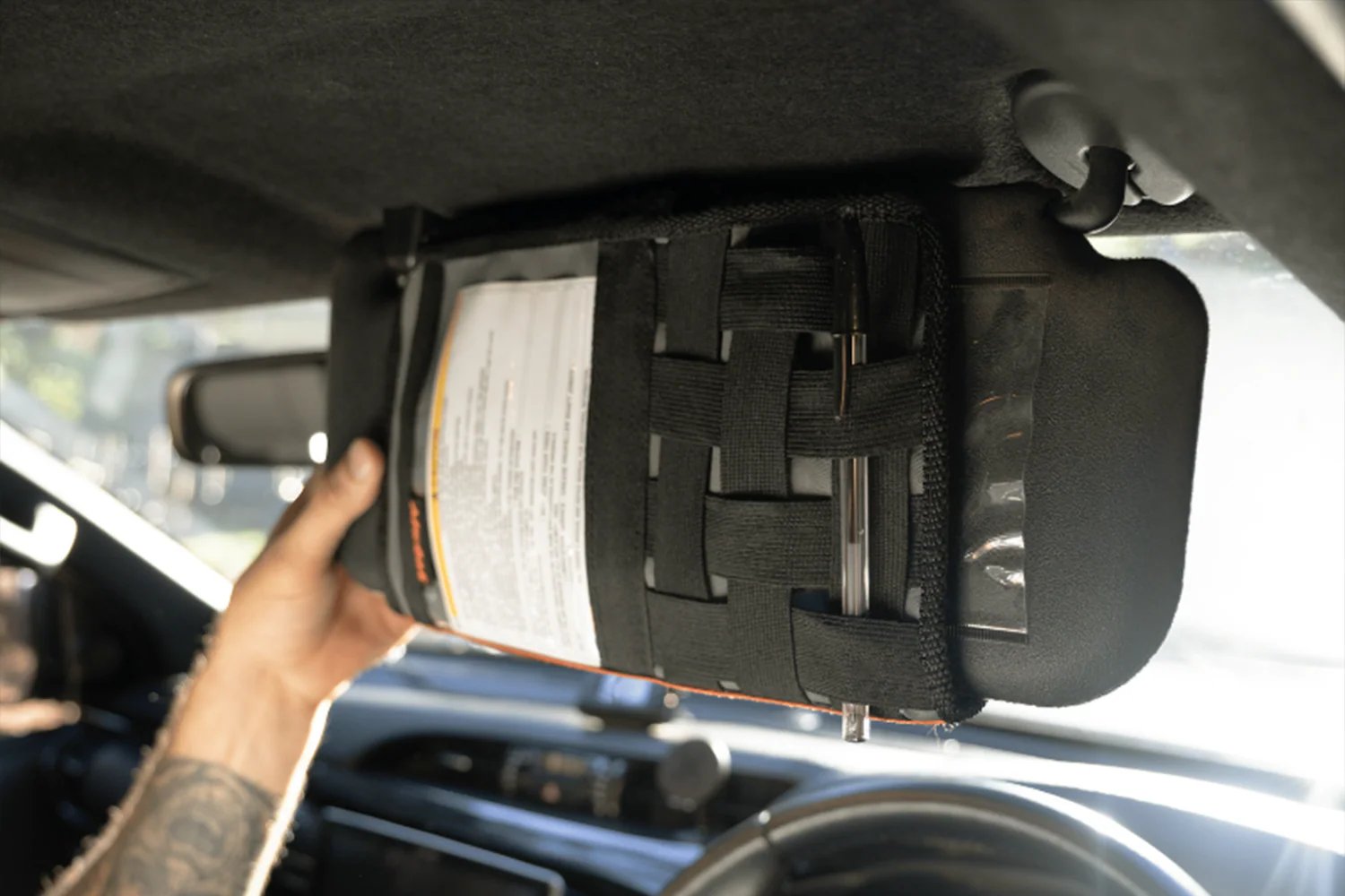 Alu-Cab Visor Organizer - Image 5